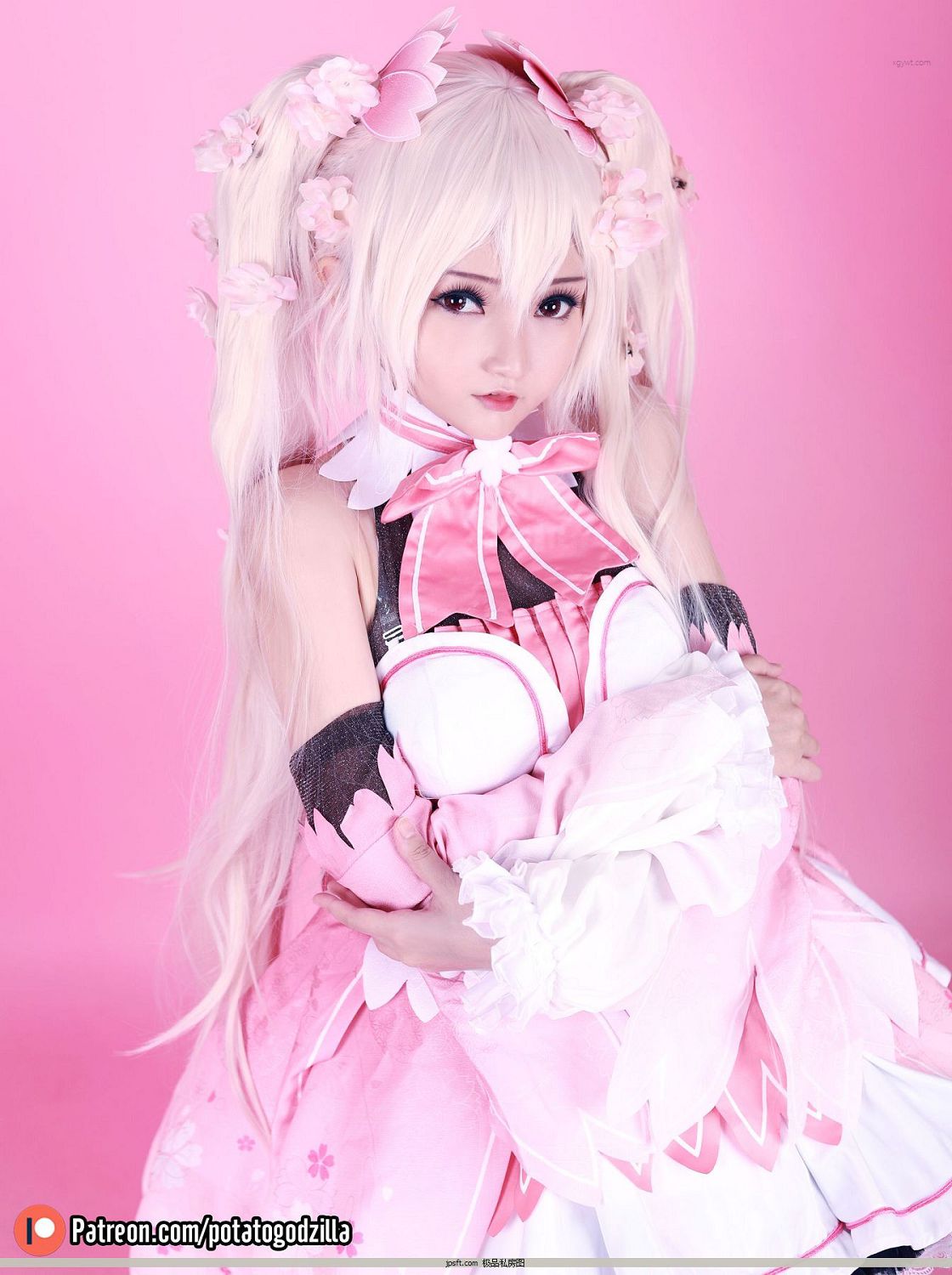 Ů ]   ͼ [Coser PotatoodzillaAsuna P.1 