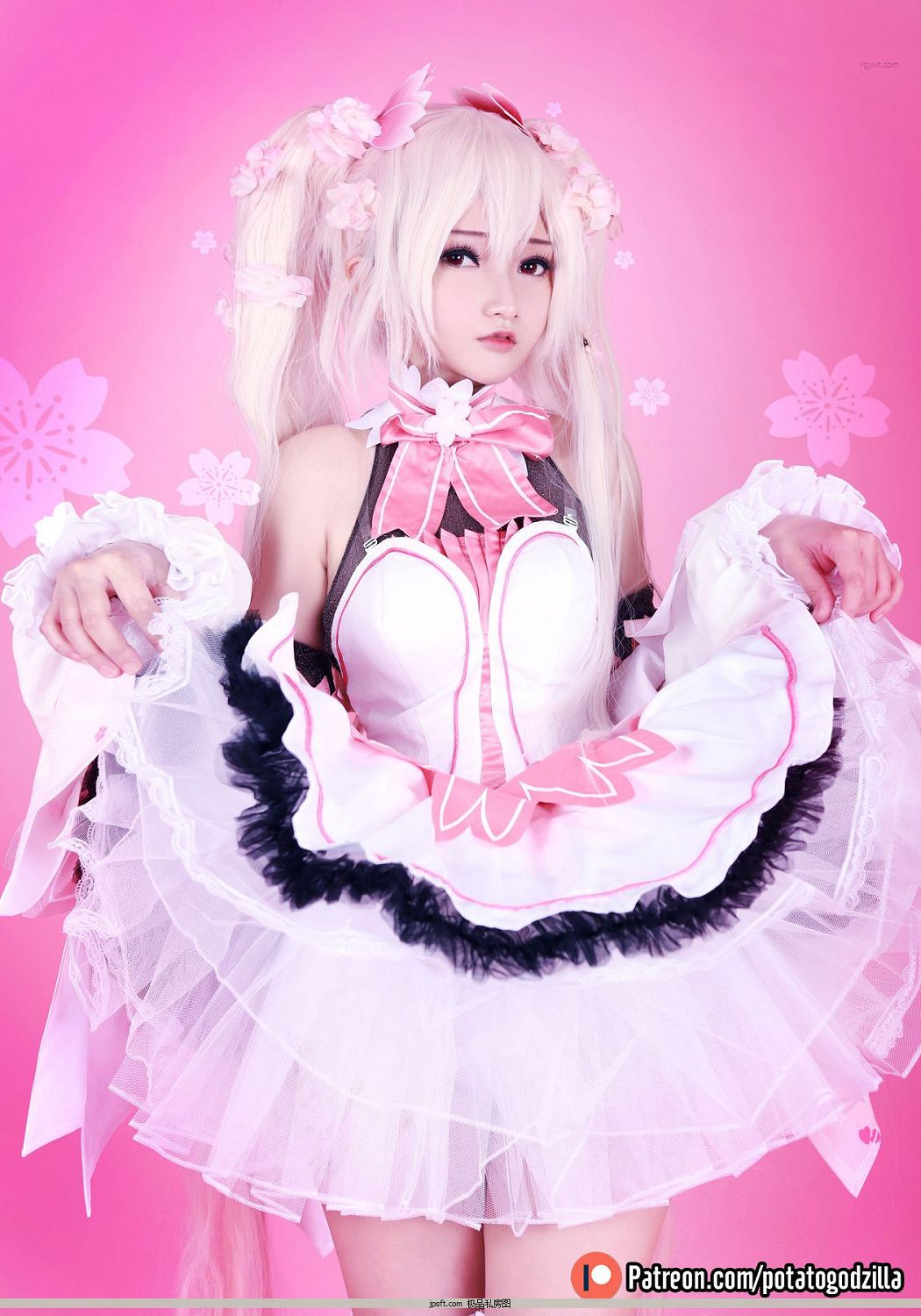 Ů ]   ͼ [Coser PotatoodzillaAsuna P.1 